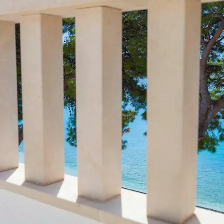 Ankora * Makarska