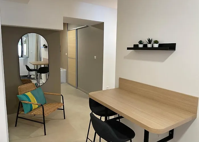 Ankora * Μακάρσκα